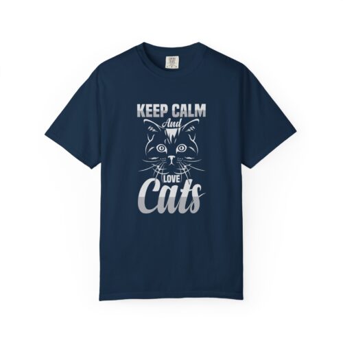 Keep Calm and Love Cats T-Shirt. - Image 25