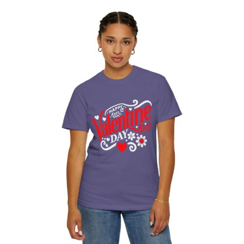 Valentine's Day T‑Shirt - "Happy Valentine Day" Retro Floral Design. - Image 45