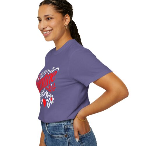Valentine's Day T‑Shirt - "Happy Valentine Day" Retro Floral Design. - Image 46