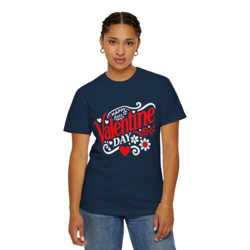 Valentine's Day T‑Shirt - "Happy Valentine Day" Retro Floral Design. - Image 29