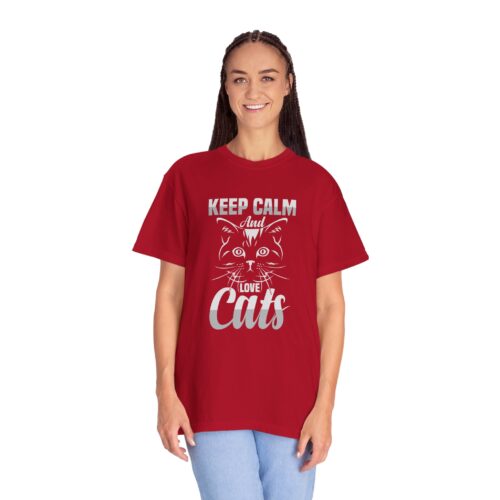 Keep Calm and Love Cats T-Shirt. - Image 4