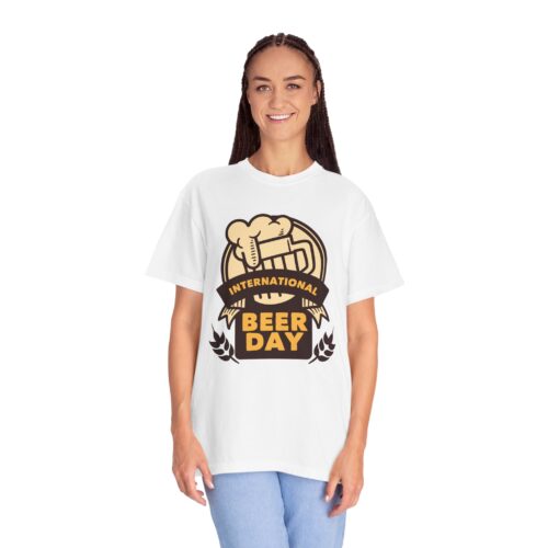 International Beer Day T-Shirt – Cool Beer Lover Graphic Tee for Men, Fun Celebration Party Wear & Perfect Gift Giving. - Image 11