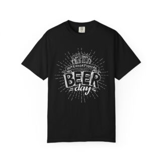 International Beer Day Vintage Beer Celebration T-Shirt – Funny Beer Lover Graphic Tee for Men, Fun Party Wear & Perfect Gift Giving.