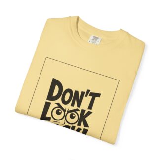 Vintage motivational t-shirt - Don't Look Back - Unisex T-Shirt – Inspirational Retro Graphic Tee for Motivation, Positivity & Forward Mindset. - Image 31