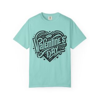 C - 8.12. - Valentine's Day Heart Graphic T-Shirt.