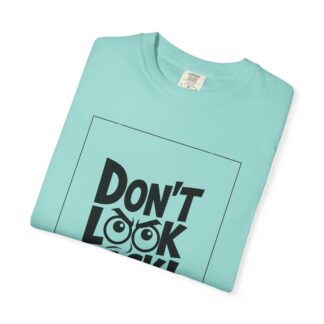 Vintage motivational t-shirt - Don't Look Back - Unisex T-Shirt – Inspirational Retro Graphic Tee for Motivation, Positivity & Forward Mindset. - Image 47