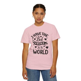 Best Mom in the World T-Shirt – Cute Love Graphic Tee for Moms, Perfect Gift Giving & Everyday Wear. - Image 4