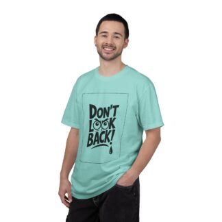 Vintage motivational t-shirt - Don't Look Back - Unisex T-Shirt – Inspirational Retro Graphic Tee for Motivation, Positivity & Forward Mindset. - Image 42