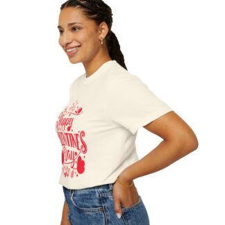Happy Valentine’s Day Heart Design T-Shirt – Romantic Love Graphic Tee for Couples, Gift Giving & Festive Celebration. - Image 5