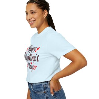 Happy Valentine’s Day Heart Graphic T-Shirt – Romantic Love Graphic Tee for Couples, Gift Giving & Festive Celebration. - Image 5