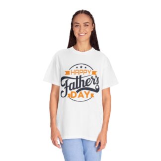 Happy Father’s Day Retro Badge T-Shirt – Cute Dad Graphic Tee for Father’s Day, Perfect Gift Giving & Celebration Wear. - Image 3